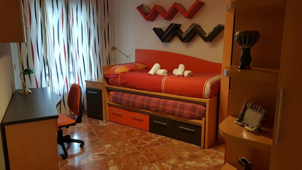 Eduardo Lucena 5, Mezquita Apartment Cordoba Luaran gambar