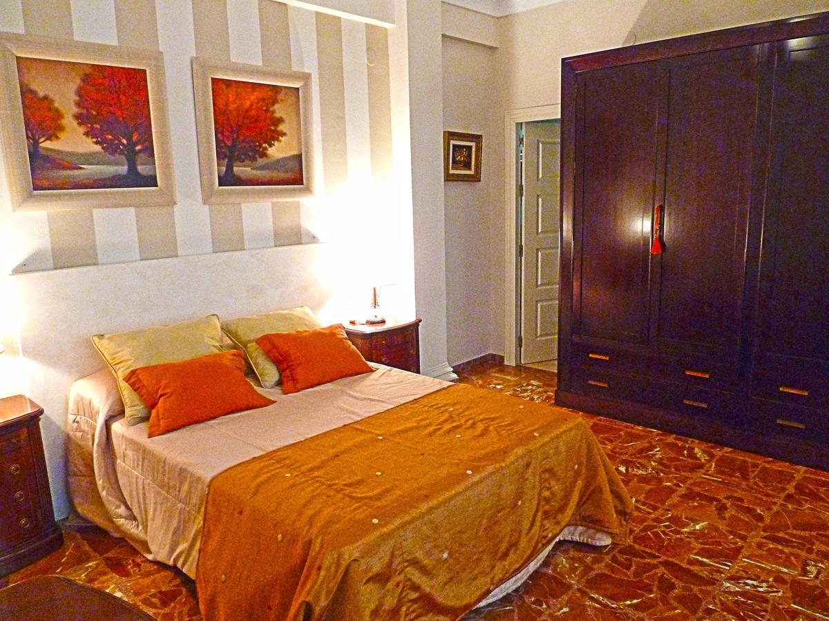 Eduardo Lucena 5, Mezquita Apartment Cordoba Luaran gambar