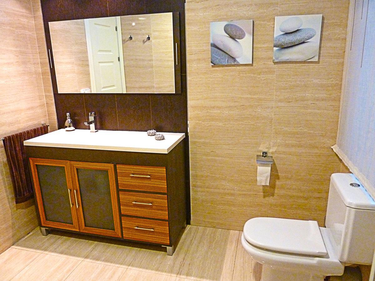 Eduardo Lucena 5, Mezquita Apartment Cordoba Luaran gambar