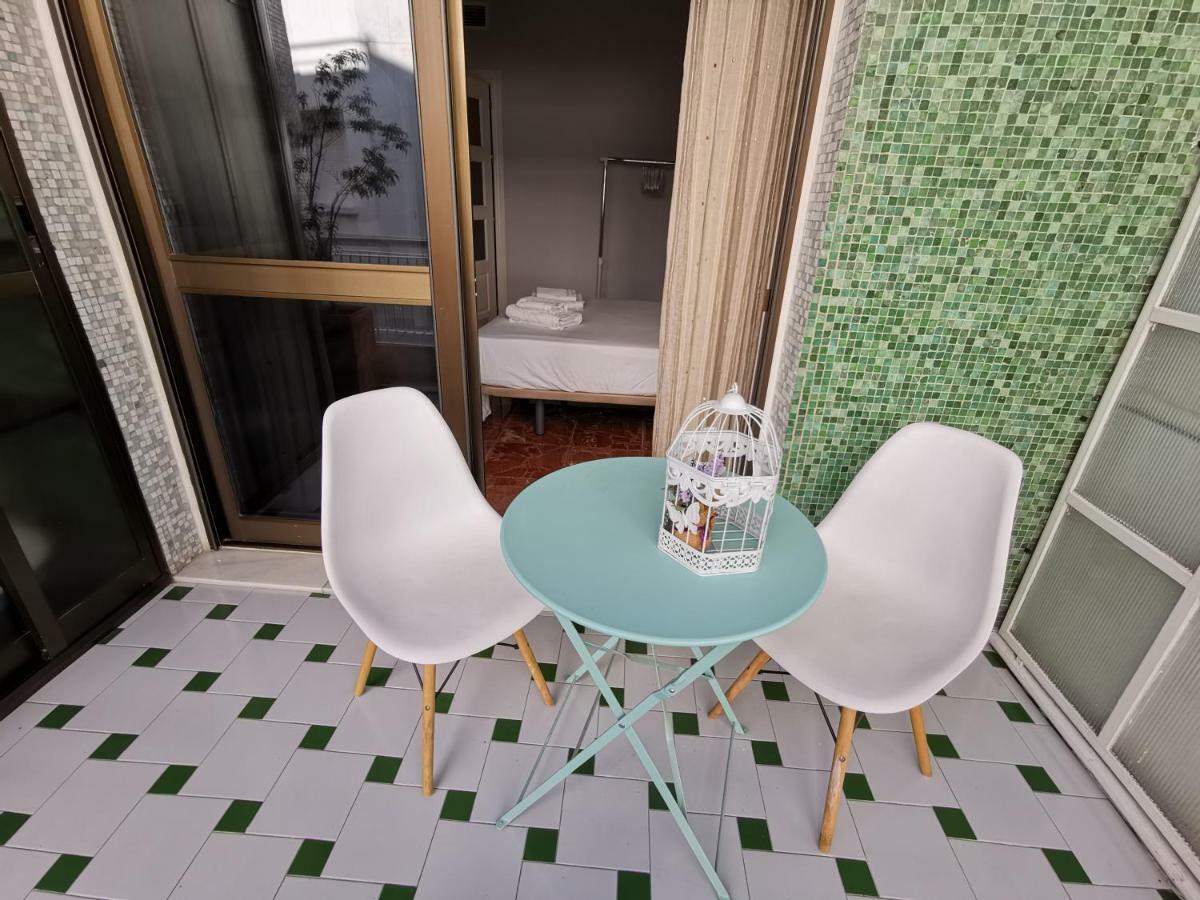 Eduardo Lucena 5, Mezquita Apartment Cordoba Luaran gambar